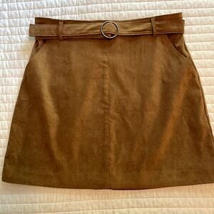 Hollister Women's NWT Ultra High Rise Faux Suede Mini Skirt, size Large